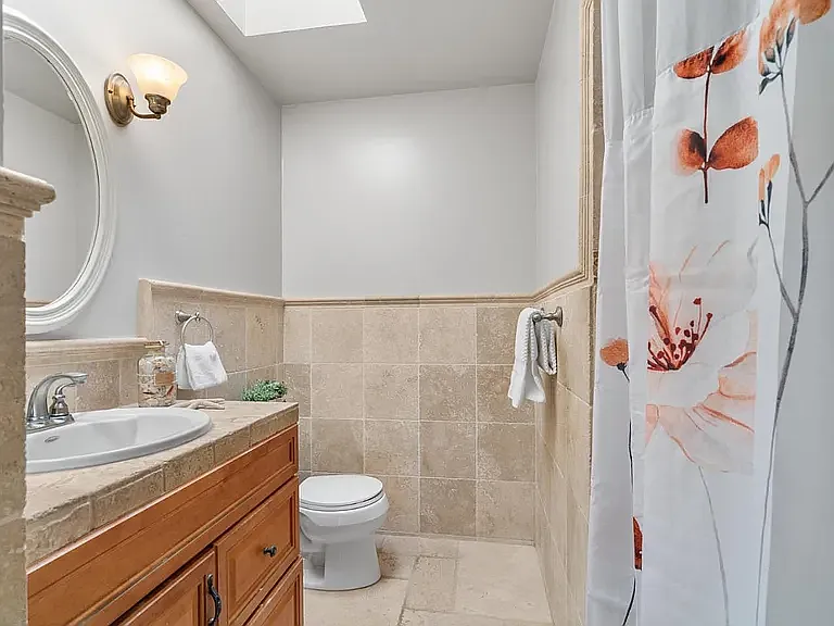 1542 Trevor Dr — Photo 21