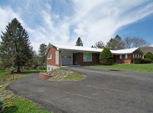 309 Rowan Rd, White Sulphur Springs, WV 24986