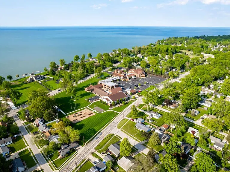 Neighborhood
