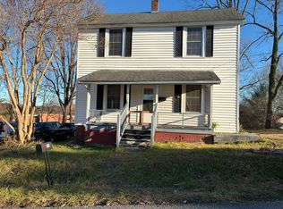 75 Hill St, Marion, NC 28752