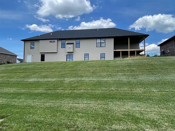 4th image of 120 Stonebridge Bluff Dr