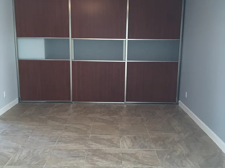 643 Executive Center Dr #Q103 — Photo 5