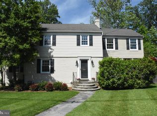 8304 Donnybrook Dr, Chevy Chase, MD 20815