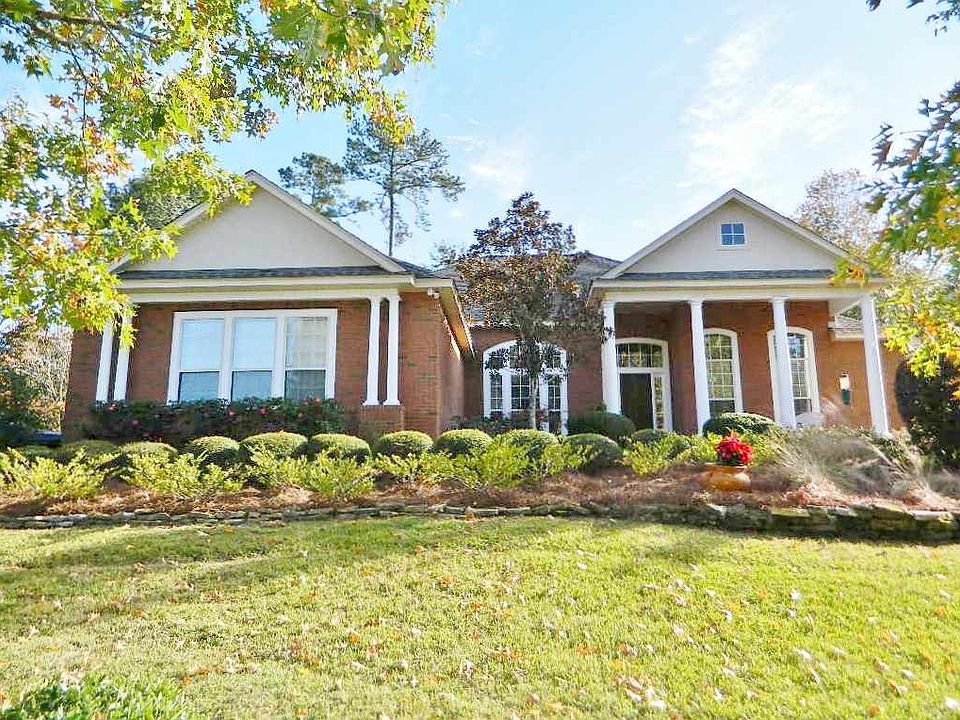 1st image of 2299 Cobb Dr