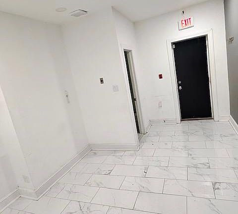 4th image of 521 H St NE