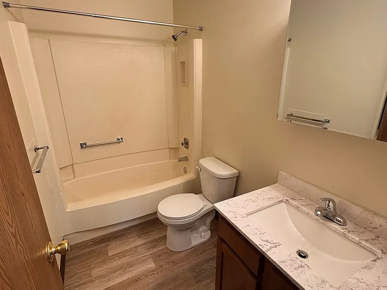 8426 Colwyn Ct. — Photo 9