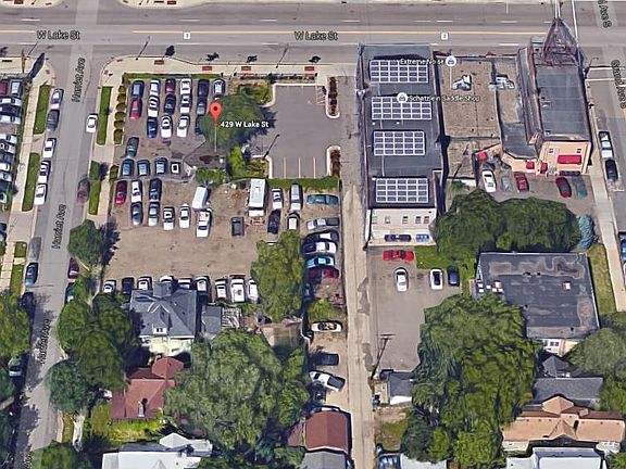 2nd image of 429 W Lake St