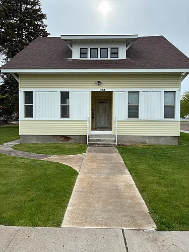 923 G St #4 Photo 1