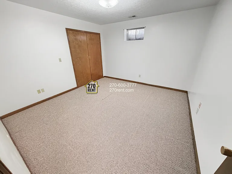 2390 Brandenburg Rd — Photo 14
