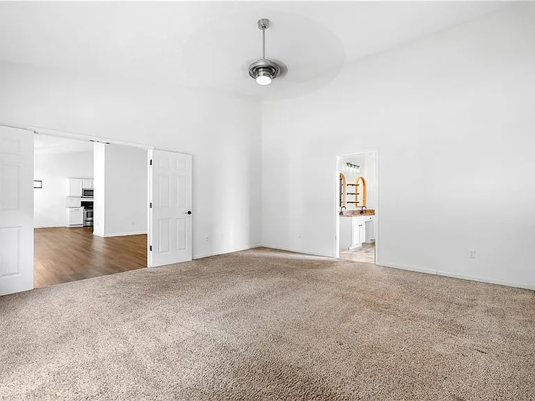 1525 Keystone Dr — Photo 25