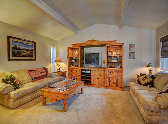2nd image of 2301 Mesa Park Dr