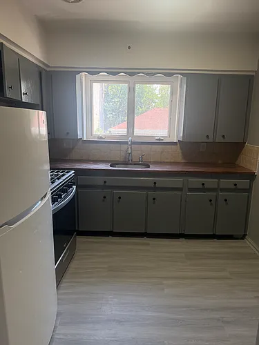 1702 Parkview Ave #2 Photo 1