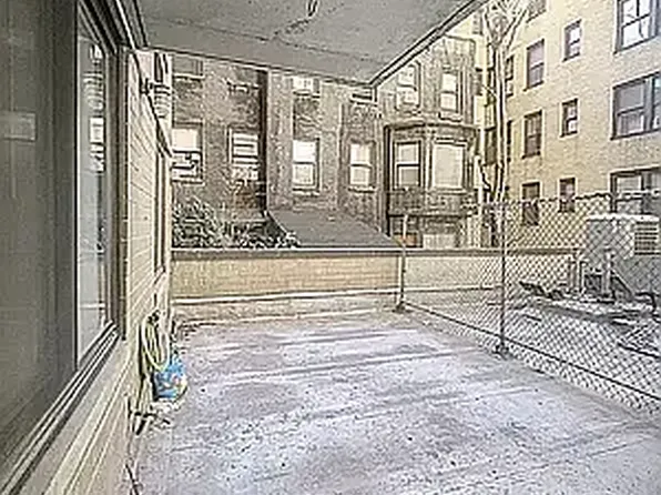 184 Lexington Avenue image 2 of 15