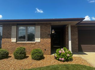315 Fairway Dr #2, Bloomington, IL 61701