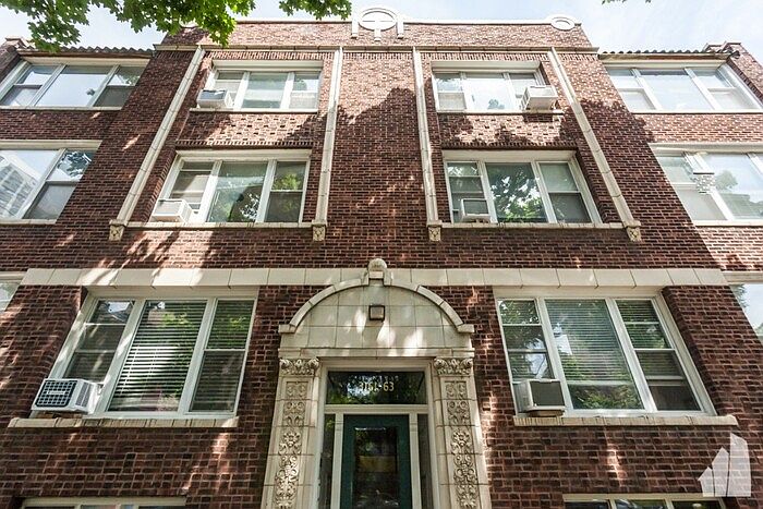 1st image of 3161 N Pine Grove Ave