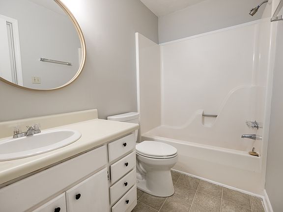 5th image of 49 Somersett Dr #49