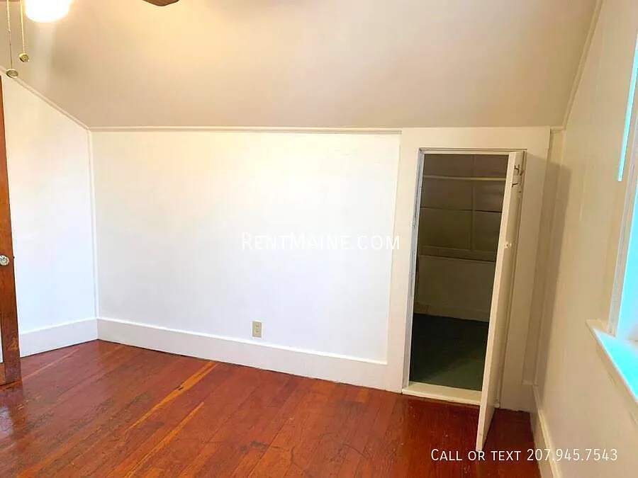 1 bed, $1,000 — Photo 3