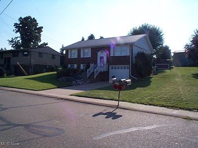 904 Donegal Dr W, Follansbee, WV, 26037