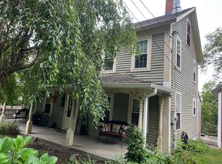 485 Hampton Rd, Pomfret Center, CT 06259