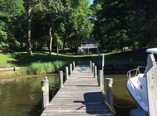 1924 Minnow Creek Rd, Annapolis, MD 21409