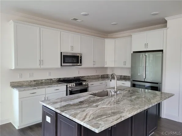 7105 Montage Row, Richmond, VA 23238