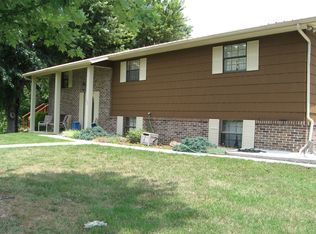 152 Cedar Ln, Rocky Top, TN 37769