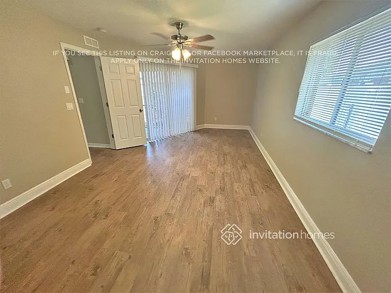 619 SE 18th St — Photo 9