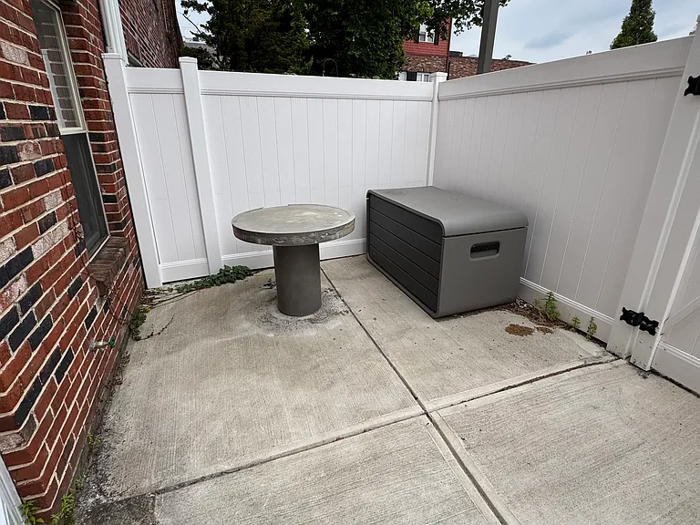 1717 Fitzwater St #B — Photo 7