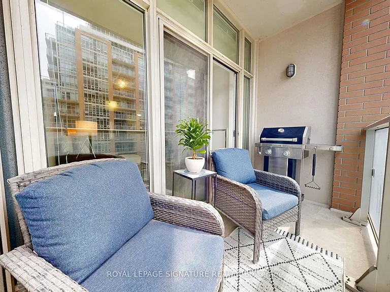 75 E Liberty St #1611 — Photo 17