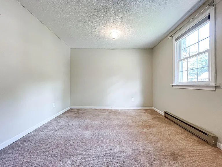 5 Dresden Ct — Photo 62