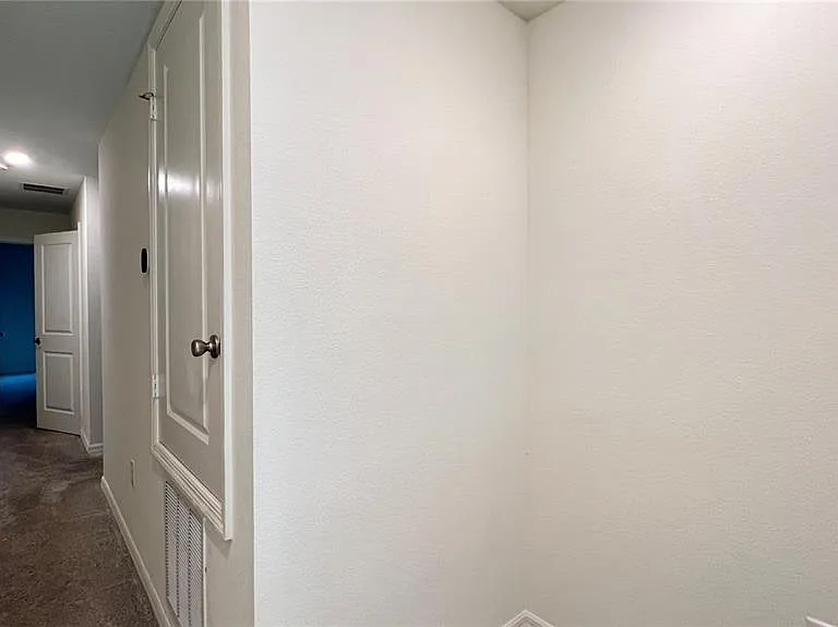 1340 Mirabella Cir — Photo 18