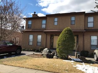 23 Norwood Rd #A, Port Washington, NY 11050