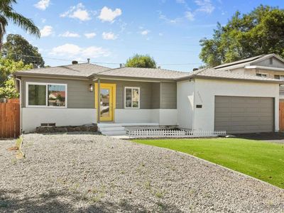 10853 El Nopal, Santee, CA, 92071