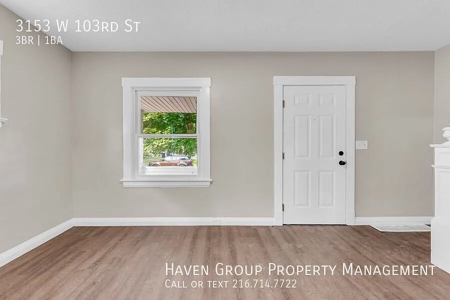 3153 W 103rd St, Cleveland, OH 44111- Spacious 3-bed 1-bath single-family home! — Photo 4