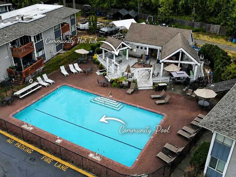 17109 NE 45th St #36 — Photo 2