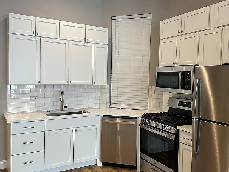 1551 N Orleans St #2E — Photo 13