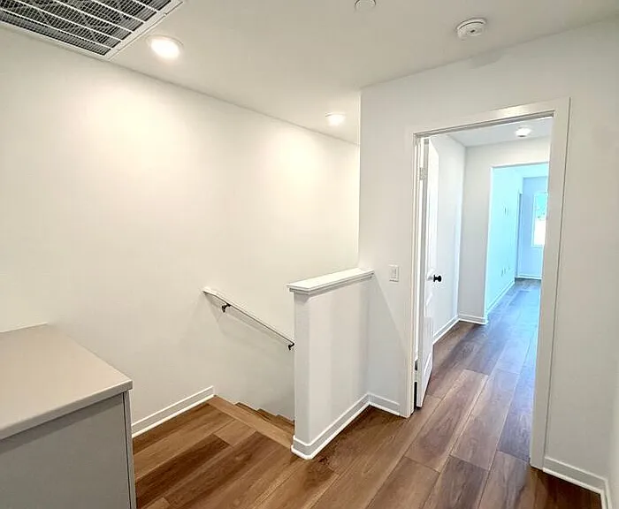 135 Evergreen Ln — Photo 32