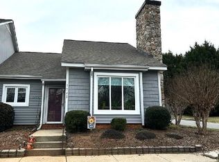 1029 21st Ave NE, Hickory, NC 28601