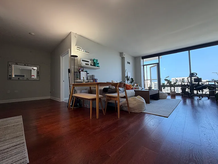 100 14th St #1802 — Photo 4