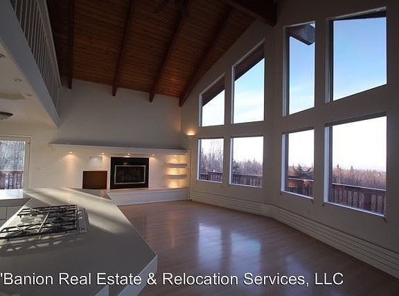 3rd image of 9841 Grover Dr