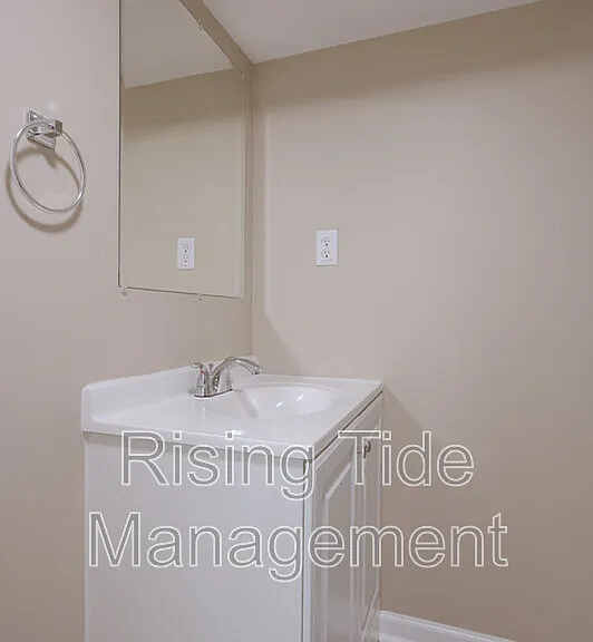 401 Lance Ln — Photo 18