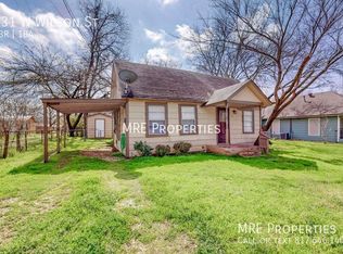 531 W Wilson St, Cleburne, TX 76033
