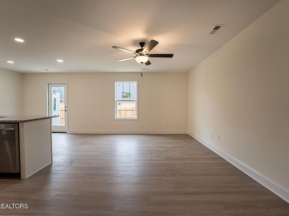 5th image of 3525 Maggie Lynn Way