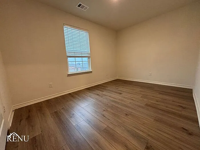 132 Stratton Ln — Photo 15