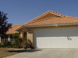 37490 Sheffield Dr, Palmdale, CA 93550