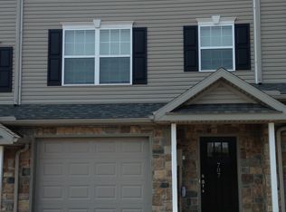 707 Gregs Dr, Harrisburg, PA 17111