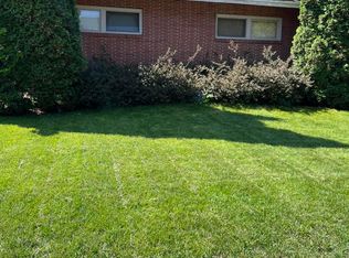606 Adams Ave, Sault Sainte Marie, MI 49783