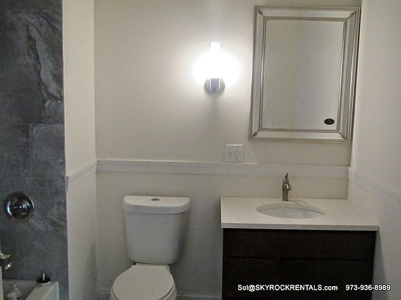 3rd image of 111 Glenwood Ave APT 307