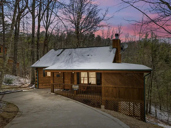 (undisclosed Address), Pigeon Forge, TN 37876