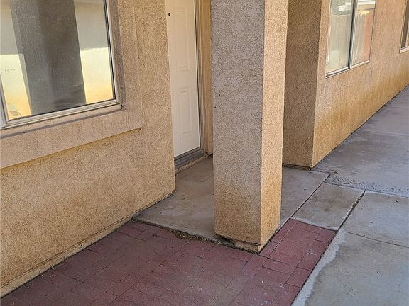 3rd image of 12466 Datewood Ln
